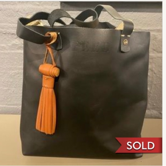 FEED Leather Tassel Black - Picture 2 of 9